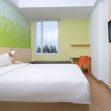 Zest Hotel Harbour Bay Batam Nagoya Buitenkant foto