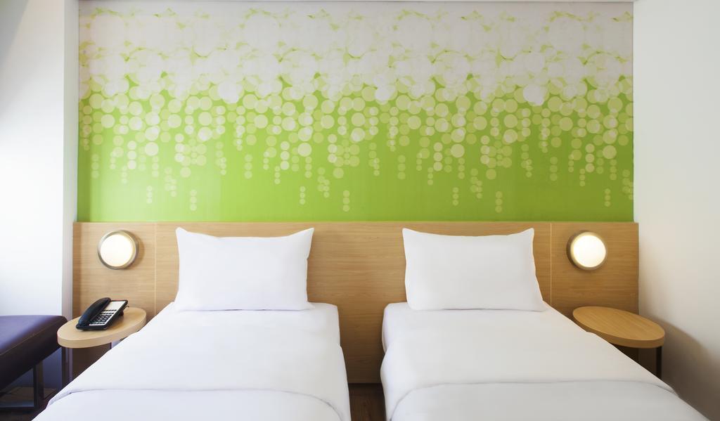 Zest Hotel Harbour Bay Batam Nagoya Buitenkant foto