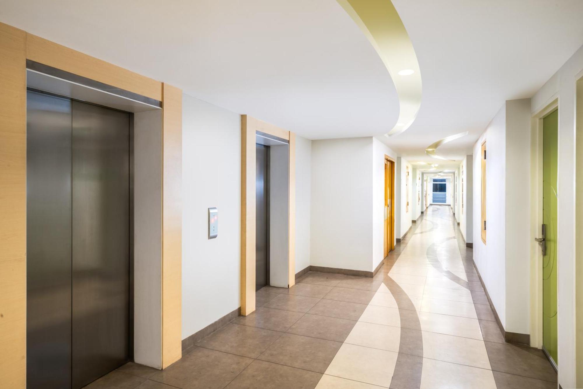 Zest Hotel Harbour Bay Batam Nagoya Buitenkant foto